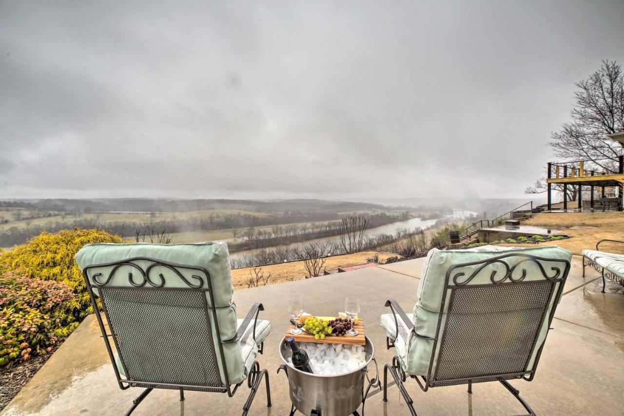 Riverfront Arkansas Retreat Near Fishing And Hiking! Gassville Exterior photo